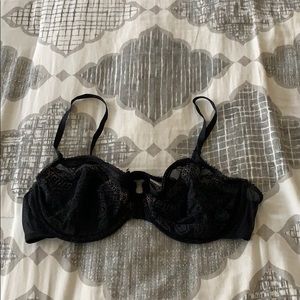 black DKYN 36C bra, never worn